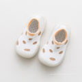 Tollder Anti-Rutsch-Socken mit weichem Gummiboden Benutzerdefinierte rutschfeste Sockenschuhe Baby